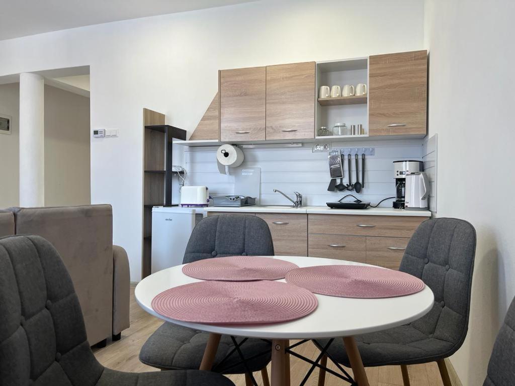 Sabina Apartaments Sfantu Gheorghe  Exterior photo
